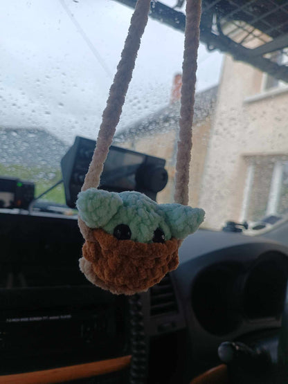 English Crochet Pattern PDF Download swinging hanging car decoration for retro baby green alien