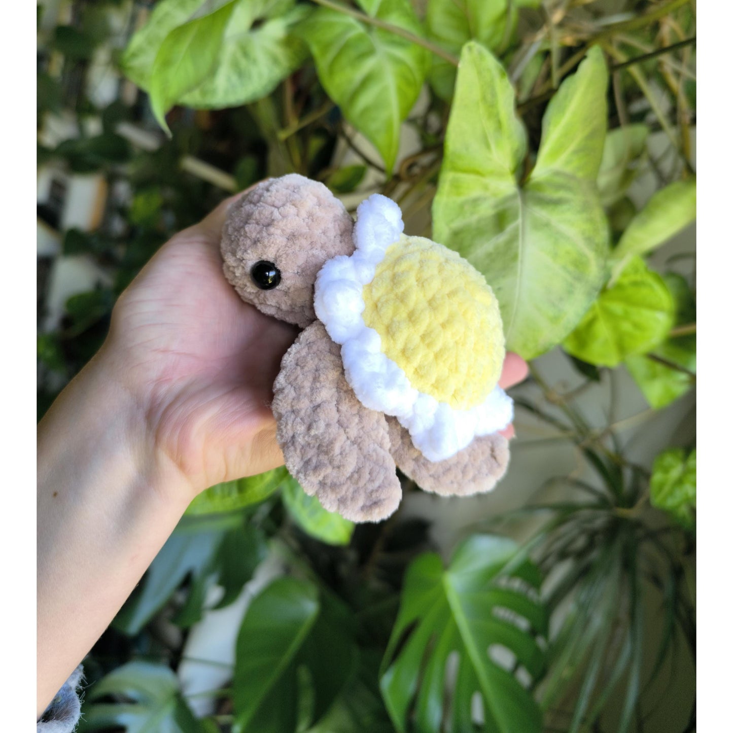 Mini sunflower and daisy turtle 15cm x 15cm amigurumi plushie