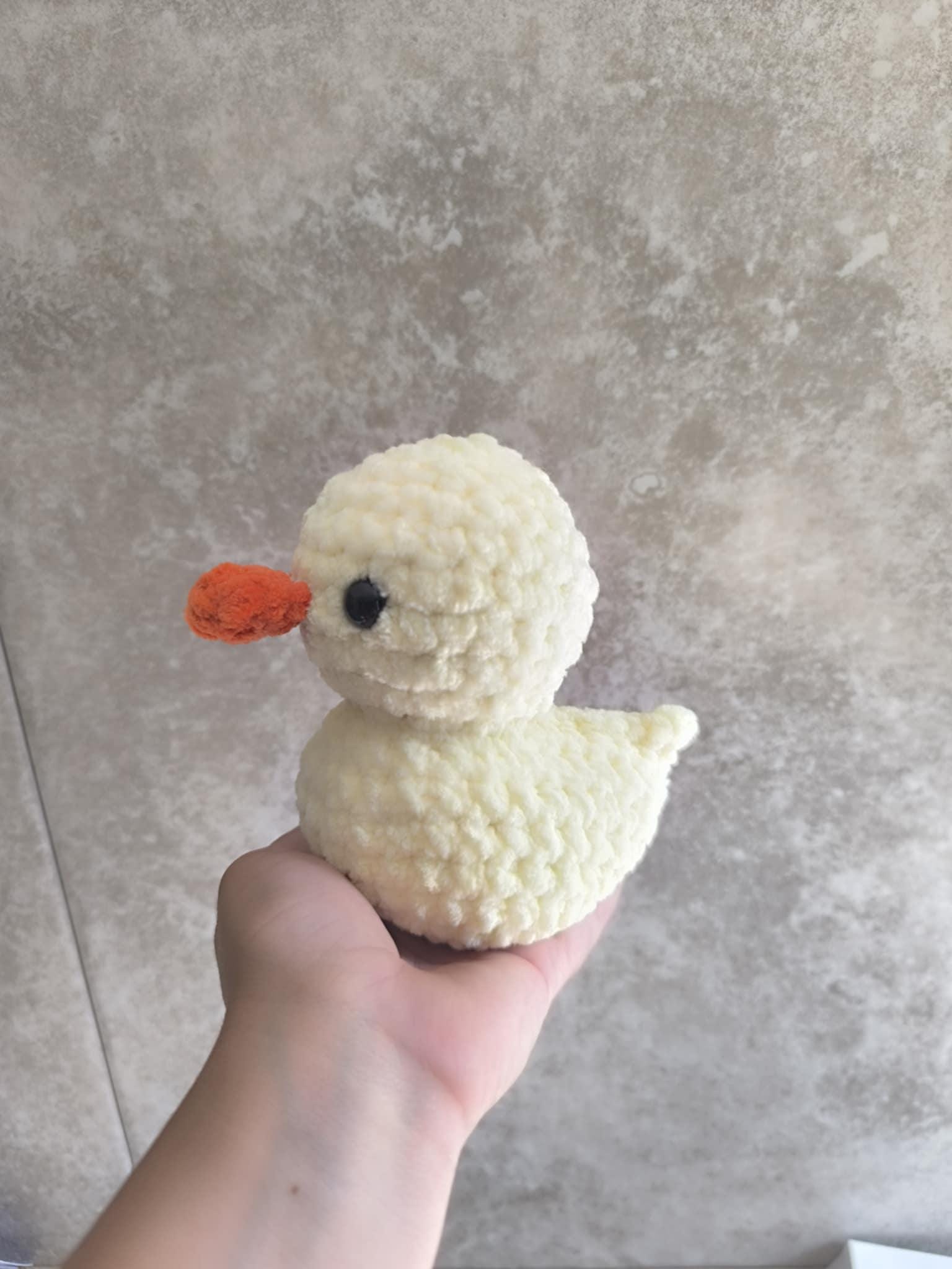 Handmade Crochet Rubber Duck | 15x12 cm Soft Plush | Safety Eyes or Embroidered Options | Baby & Kids Friendly