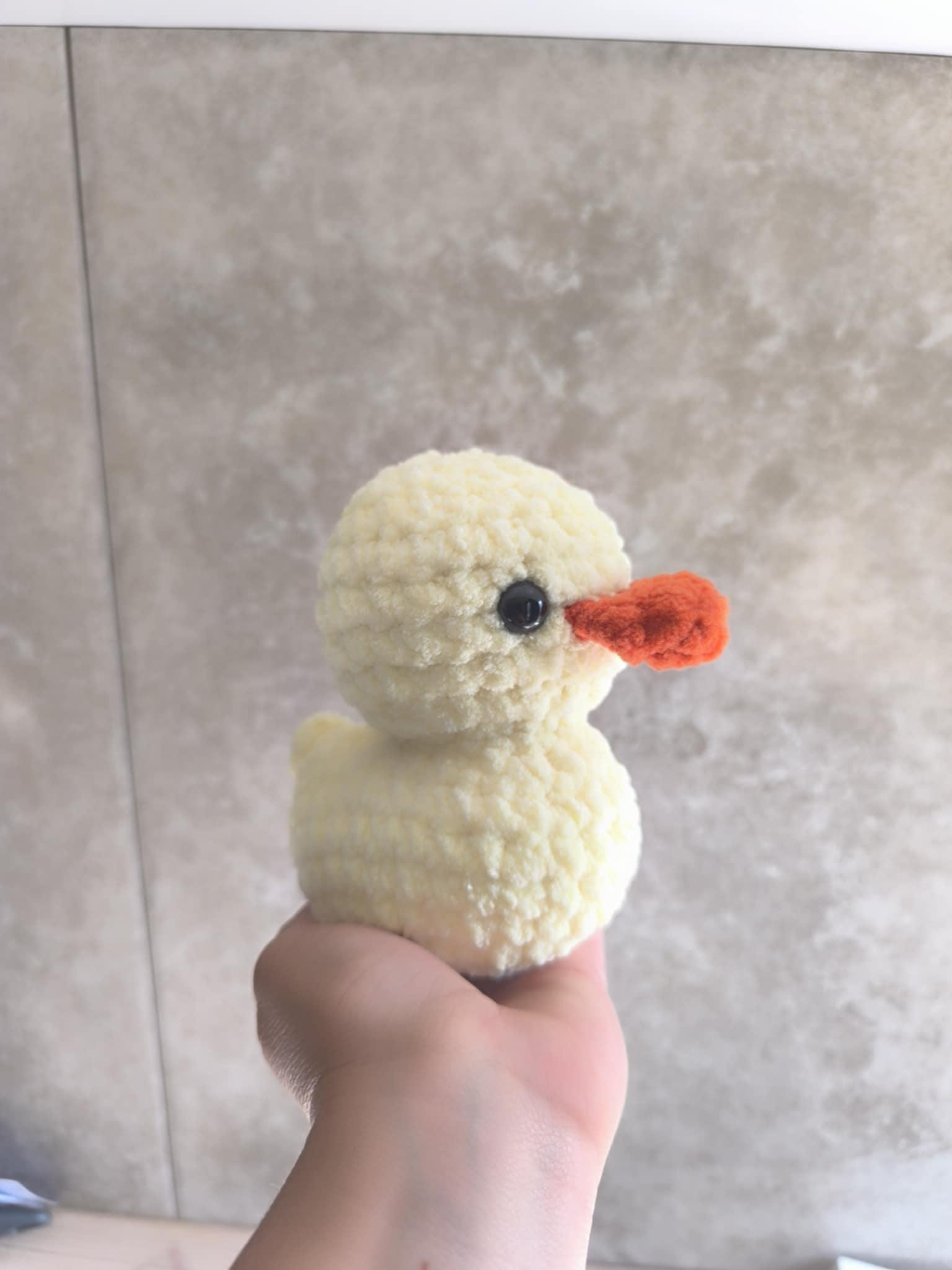 Handmade Crochet Rubber Duck | 15x12 cm Soft Plush | Safety Eyes or Embroidered Options | Baby & Kids Friendly
