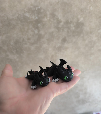 3D Printed Articulated Night Dragon Keychain | Poseable Mini Dragon | 6cm or 8cm Sizes | Fidget Keyring | Fantasy Gift