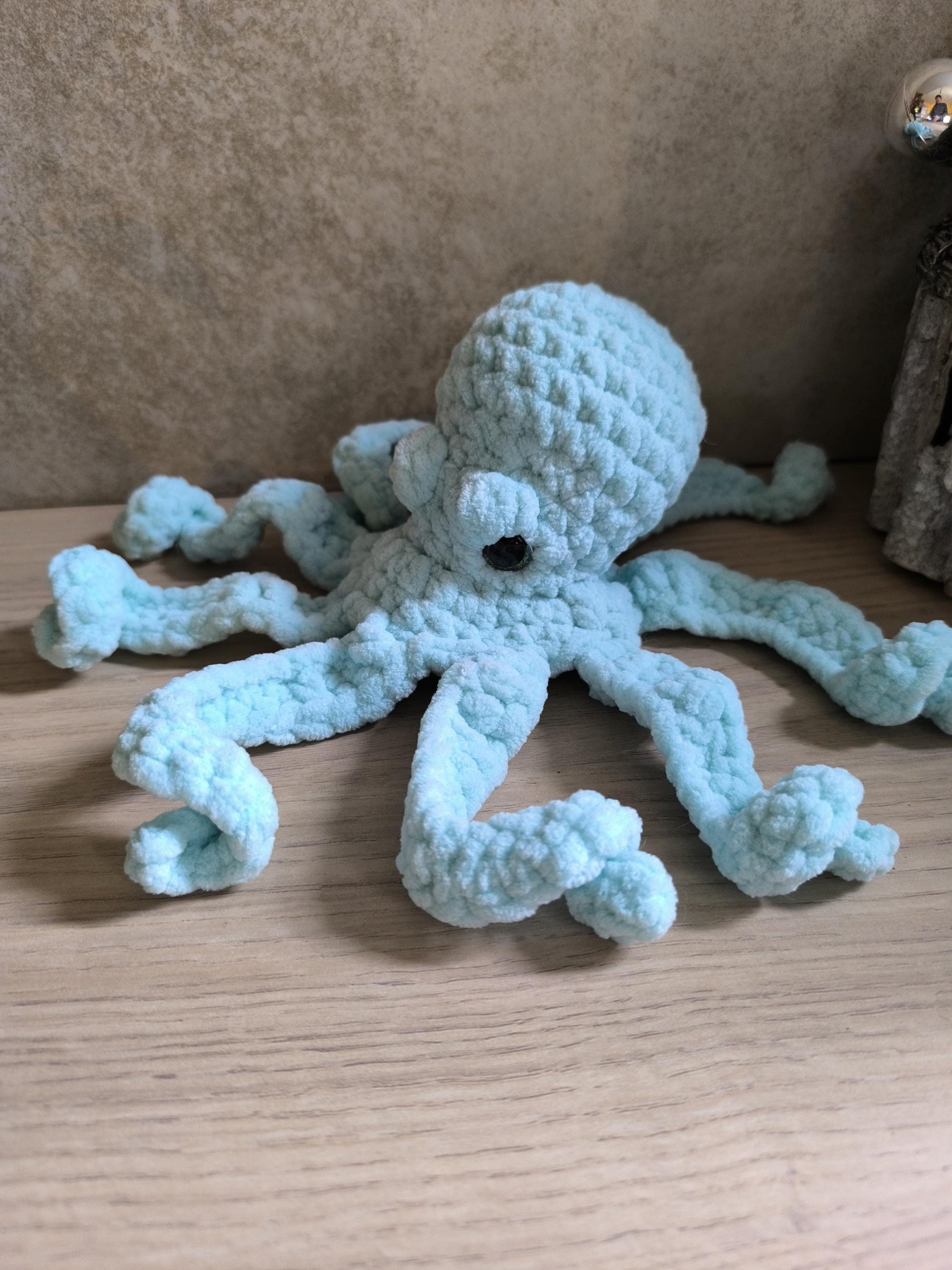 Handmade Crochet Octopus Plushie  | 25cm | Baby-Safe Option | Amigurumi Toy | Nursery Decor | Gift Idea Sea creature ocean friend
